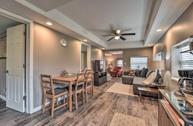 Lakeland Cottage - half Mile to St Croix River