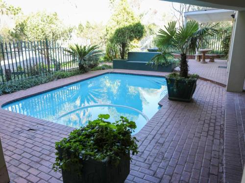 Lakeside Guest House