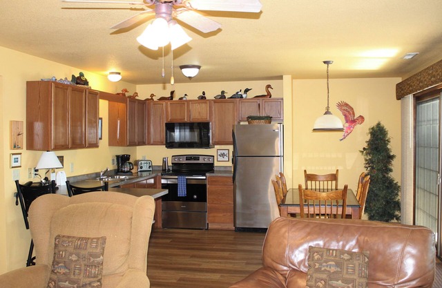 Lakeview 2BR/2BA Condo at Wild Eagle Lodge – Family-Friendly Resort on the Water