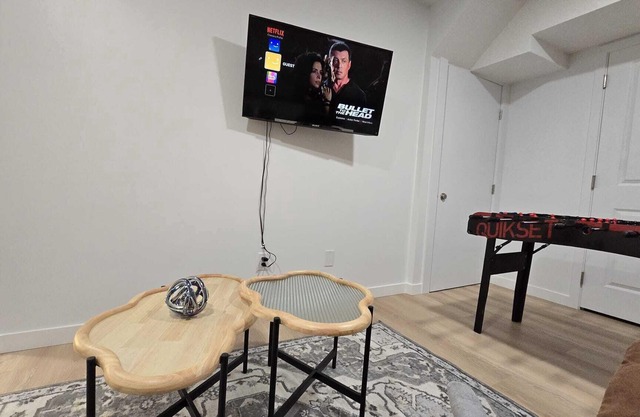 Lakeview Guest Suite South Edm