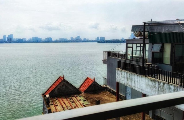 LAKEVIEW-Tay Ho by A