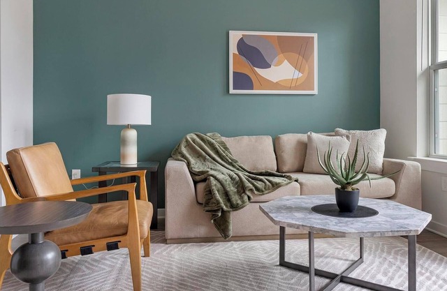 Landing at Cadence Sugar Hill - 1 Bedroom in Su.