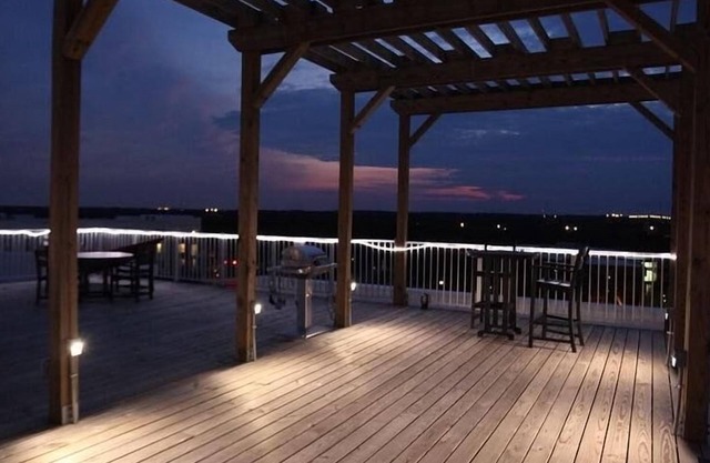 Landing at The Heights at Worthington Place - 1 Bedroom in Worthington Place