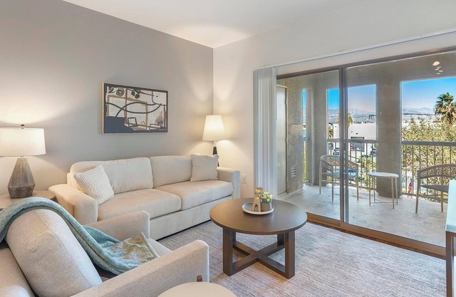 Landing | Chic 1BD, Gym