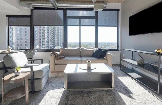 Landing | Chic 1BD, Game Room, Gym