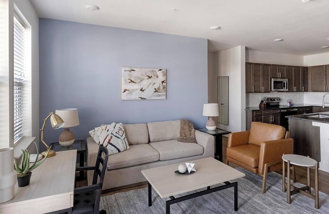 Landing | Chic 2BD, Gym, Clubhouse