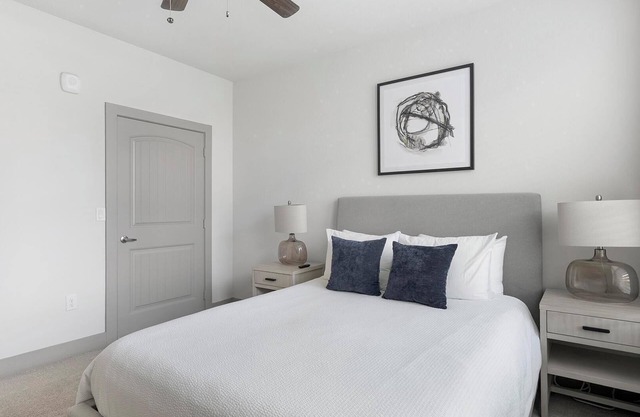 Landing | Modern 1BD, Clubhouse, Gym