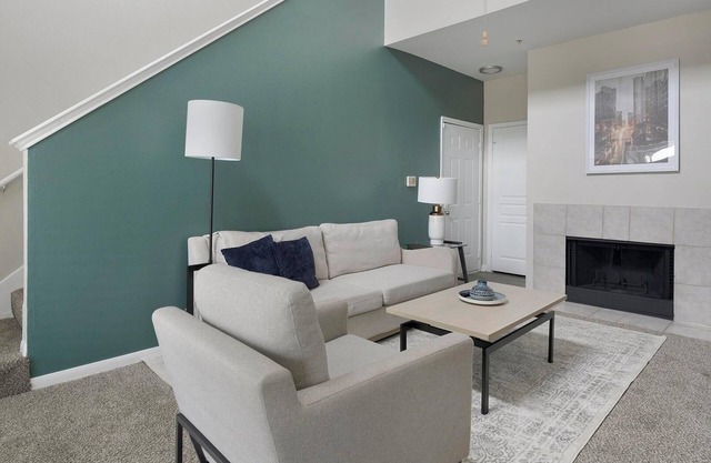 Landing | Modern 2BD, Pool, Gym