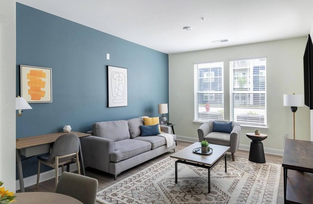 Landing | Spectacular 1BD, Pool, Gym