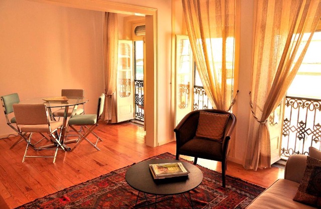 Lapa Chic Apartment by be@home
