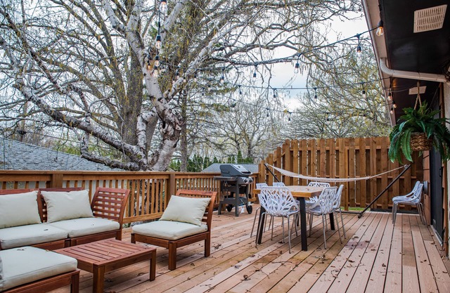 Large 5 BD/2BTH in Highland Park