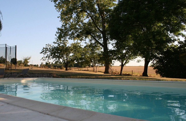 Large charming house with swimming pool