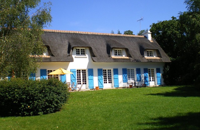 Large charming longère near the beaches, ideal 2 couples with children