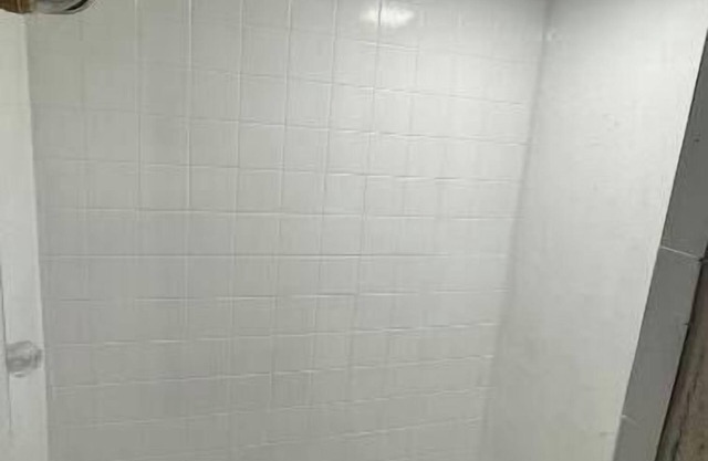 Large Family & Pet Friendly Home