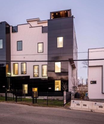 Large Groups - 2mi from Downtown - Sleeps 24