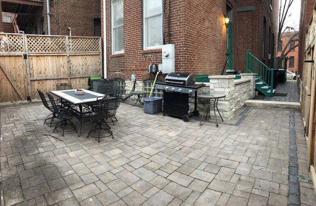 Large Home in Heart of Soulard- close to Downtown!