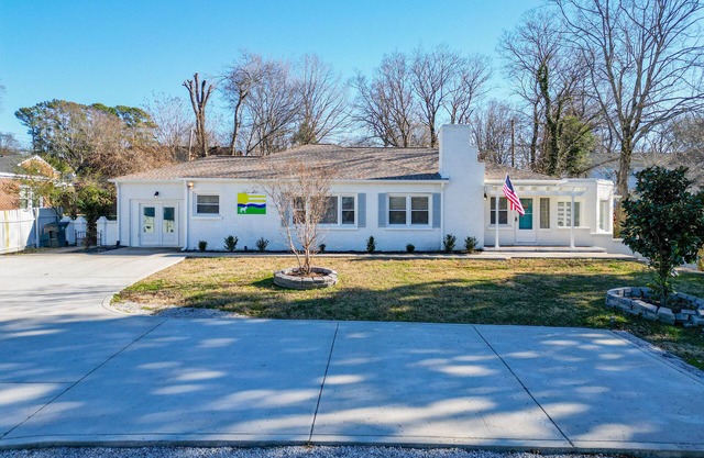 Large space to enjoy including finished basement