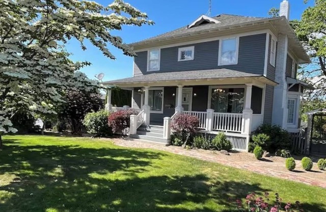 Large, spacious home centrally located that is both family and pet friendly.