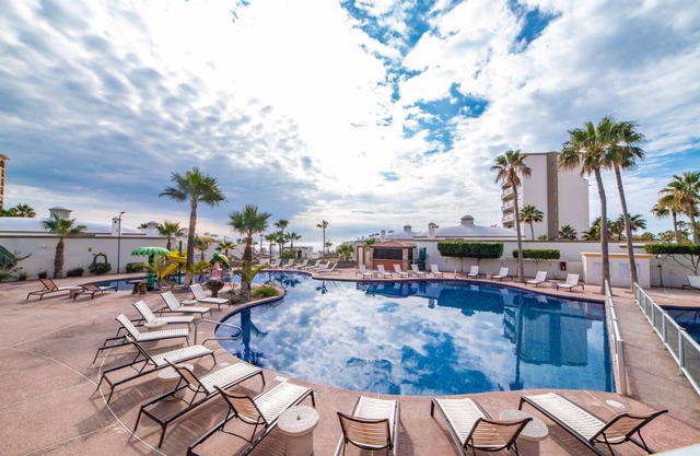 Las Palmas 4BR/3BA Penthouse Ocean View 7th FL