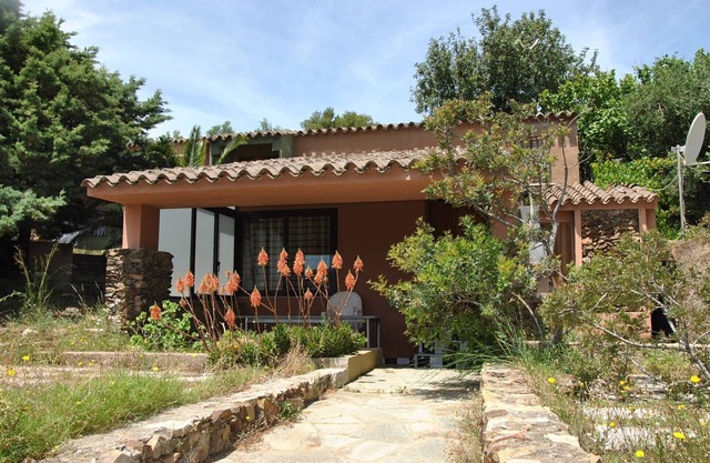 LastMinuteOffer Villa near the sea Porto sa Ruxi in Residence with swimming pool