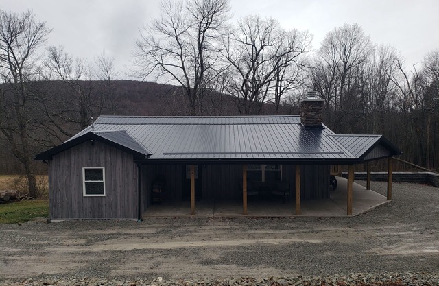 LAUREL HIGHLANDS MOUNTAIN RETREAT - 6 mi. to Ohiopyle, & Fallingwater