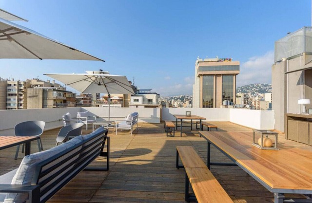 Le 115 Coral 2-Bedroom Apartment in Jal El Dib