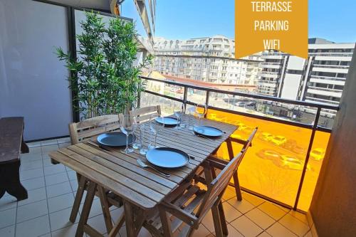 Le 19 - Terrasse - Parking - Wifi
