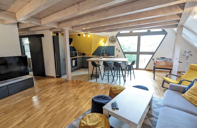 Le Ch'ti Alsacien *, duplex apartment for 4/6 people in the heart of Eguisheim