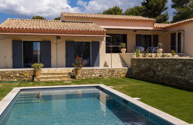 Le Clos des Figuiers - Villa Neuve au Calme Avec Piscine