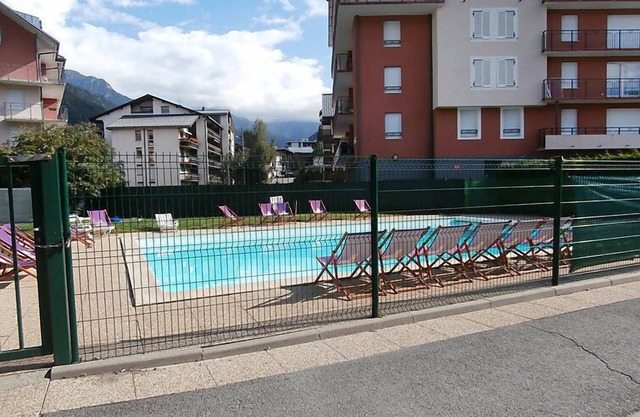 Le Grand Panorama 412 by Interhome