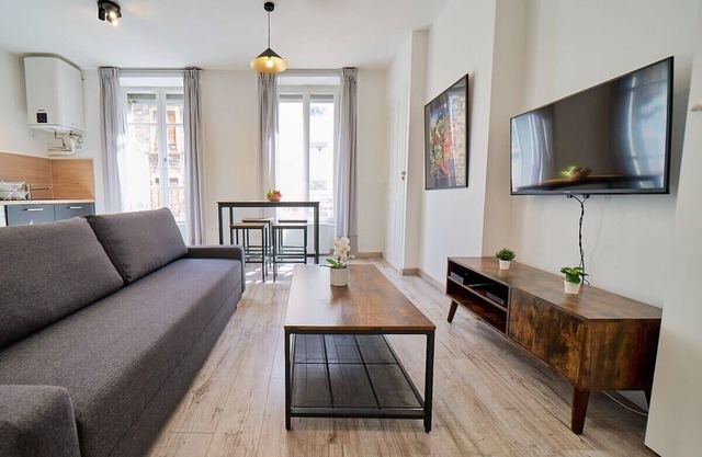 Le République-cosy 4 pers-Oullins-Lyon Centre