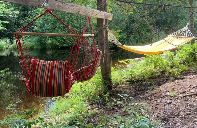 Le Victoria, Chalet en pleine nature avec étang