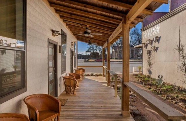 Lea Lou Lodge #3 on the Square