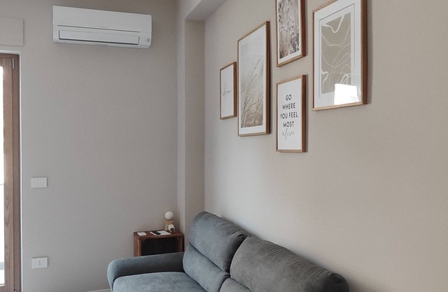 LEGO RED Apart: 2 Double Rooms, 400m from the Sea-SlowTravel,Nature,SmartWorking