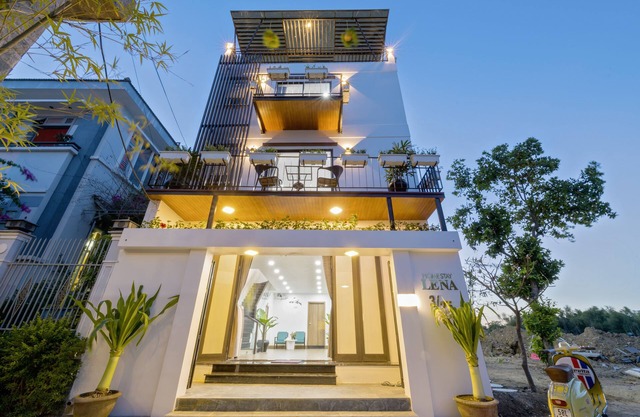 Lena Homestay