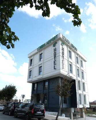 Lenora Airport Hotel