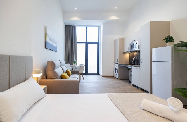 Les Arts Plaza B by Concept Flats