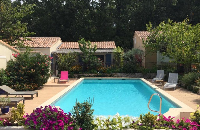 Les Hauts d'Eyragues gite Rêverie Meublé classé 4 étoiles