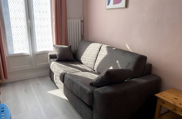 Les Hêtres No. 4 with Mountain View, Balcony, and Wi-Fi