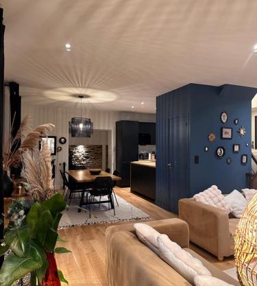 Les Libellules Appartement avec baignoire spa à Lanvallay