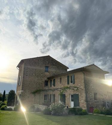 Les Oliviers De Notre Dame