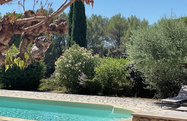 Les Valérianes, holidays home in Provence with private pool