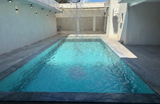 Levication Estate Pool & Jacuzzi Paradise