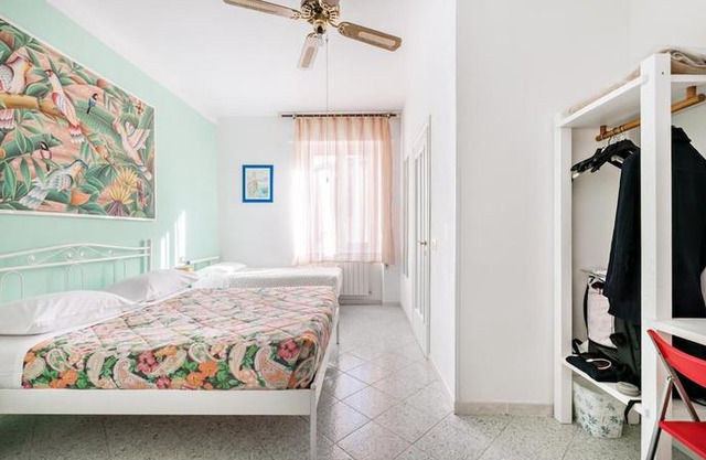Lia Rooms 2