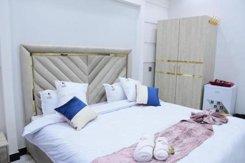 Lian Park Hotel