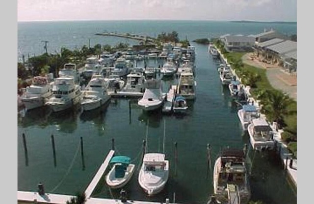 LICENSED MGR - 2/2 VILLA - OCEANFRONT BEACH RESORT - SALTWATER LAGOON & MARINA!
