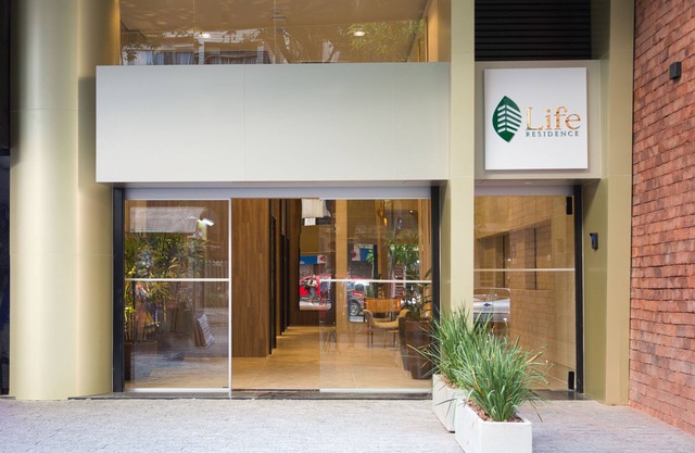Life Residence
