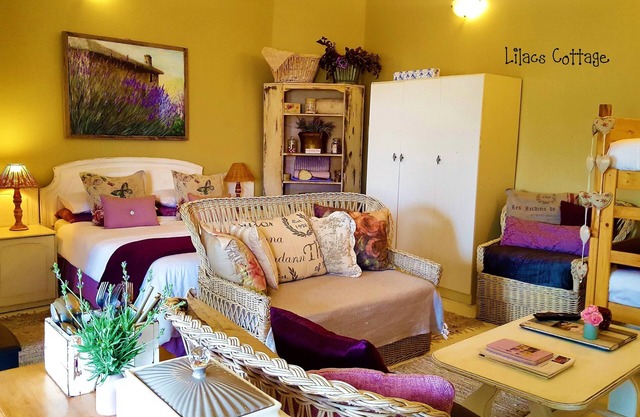 Lilacs Cottage near the sea