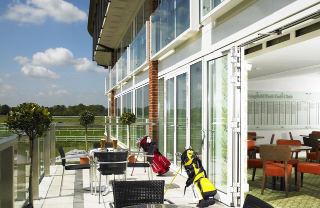 Lingfield Park Marriott Hotel & Country Club