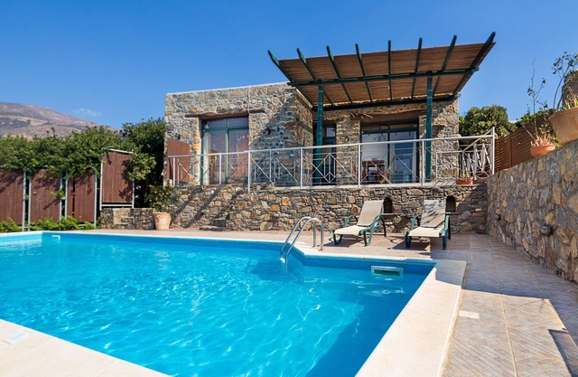 Livadia Villa w/Private Pool, close to famous Elafonissi beach & amazing sunset